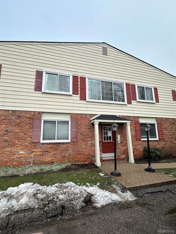 813 West Maple Road Clawson, MI 48017 - Photo 1 of 10