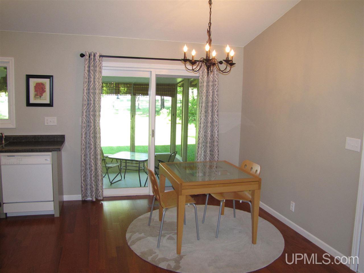 44 Tipperary Road Gladstone, MI 49837 - Photo 6 of 15 Gallery Image 6