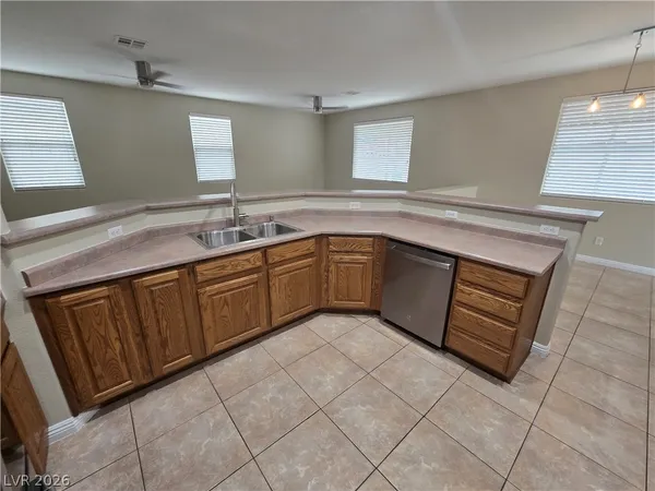$2,300 | 2204 South Van Patten Place, Las Vegas, NV 89104