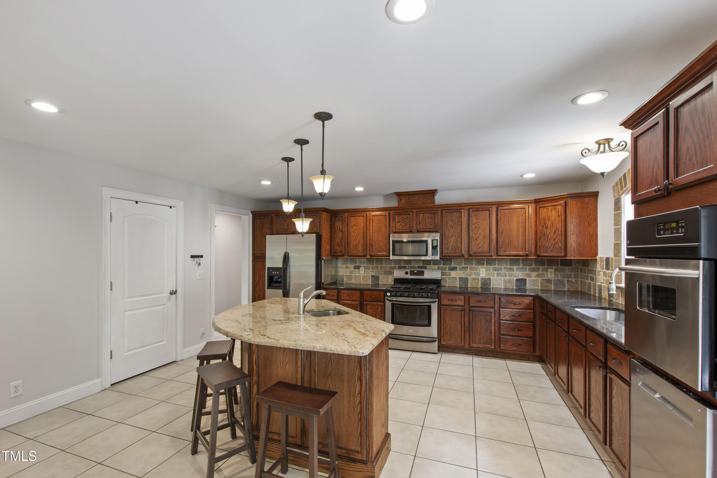 7009 Brecken Ridge Avenue Raleigh, NC 27615 - Photo 13 of 54 Brecken (14)