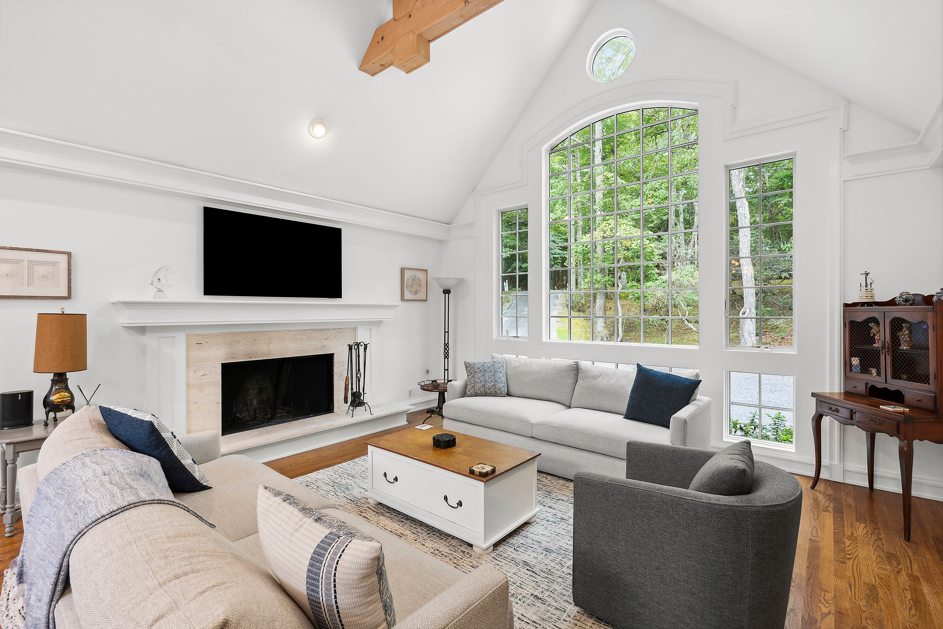 Undisclosed Address Sag Harbor, NY 11963 - Photo 3 of 20