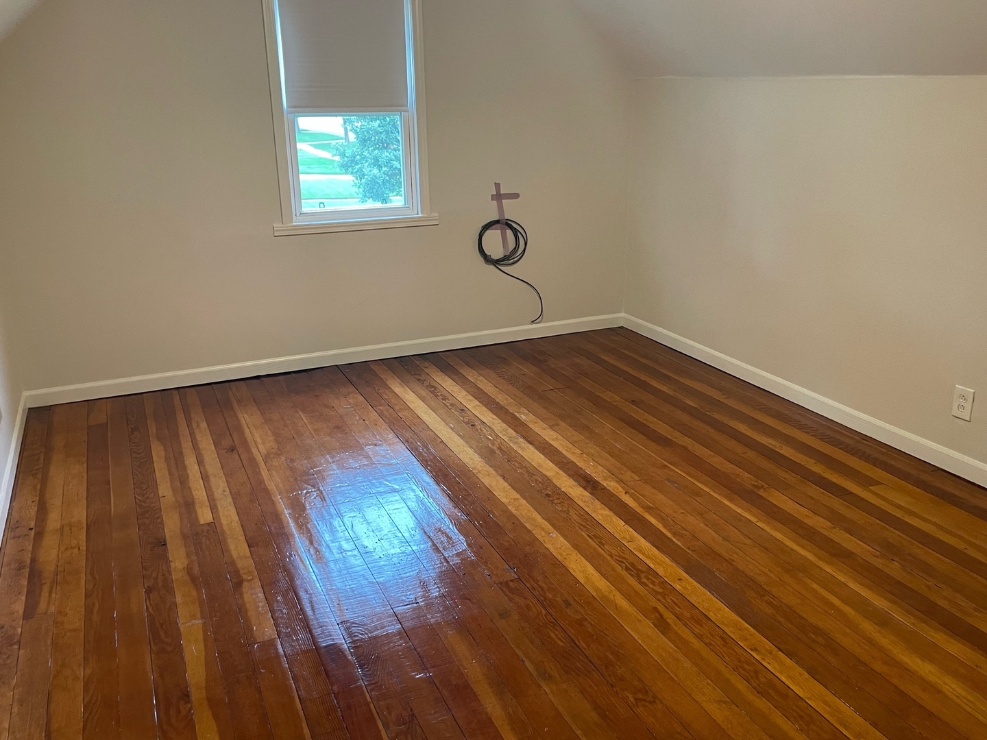 977 Spring Road Elmhurst, IL 60126 - Photo 8 of 13 a view of empty room with wooden floor