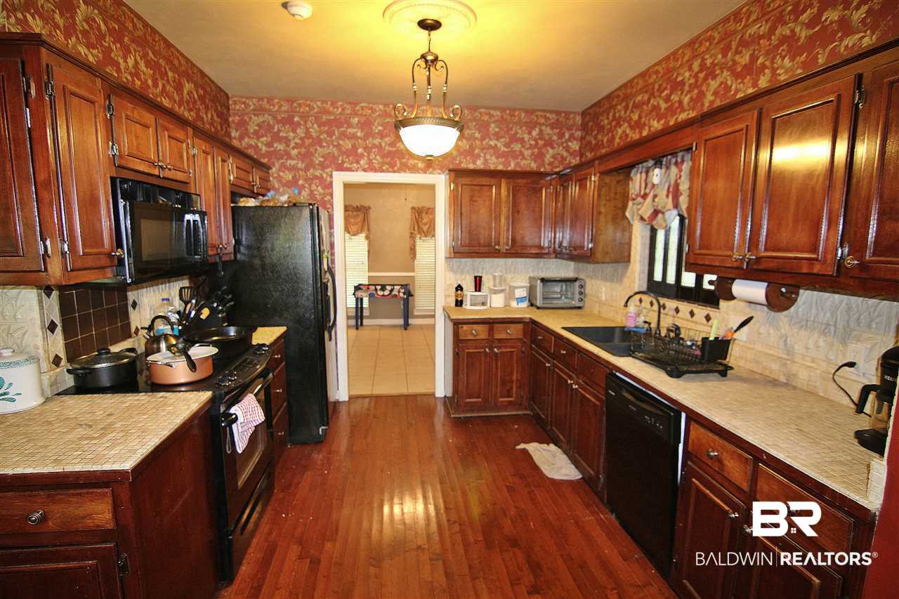 649 Ridgewood Drive Daphne, AL 36526 - Photo 2 of 13