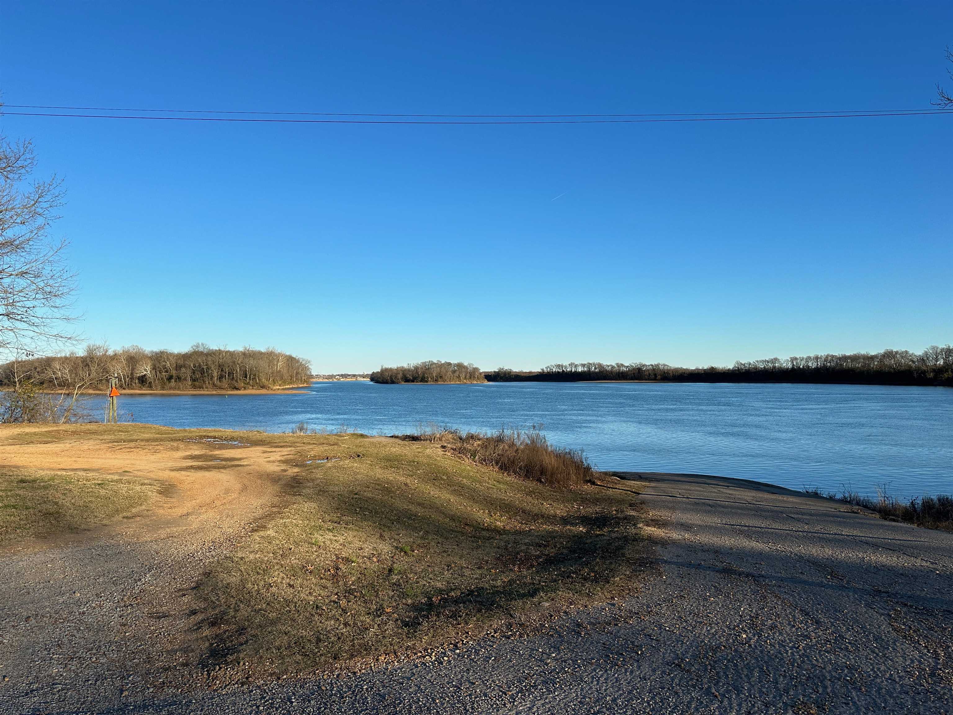 570 Riverside Lane Crump, TN 38327 - Photo 7 of 9 Gallery Image 7