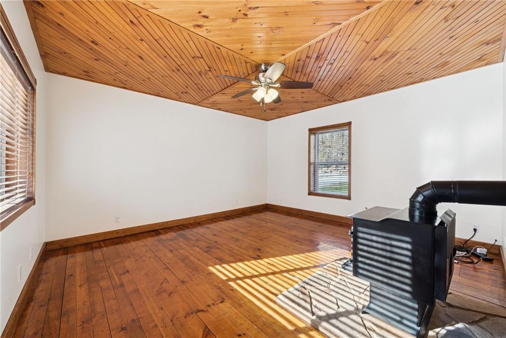 2063 Knight Road Finleyville, PA 15332 - Photo 12 of 24