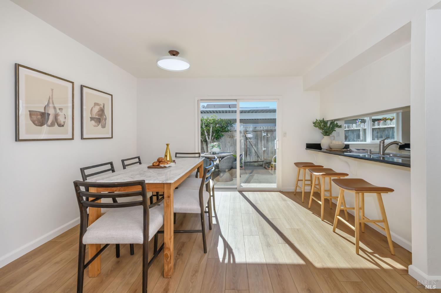 314 Capetown Court Novato, CA 94947 - Photo 7 of 23