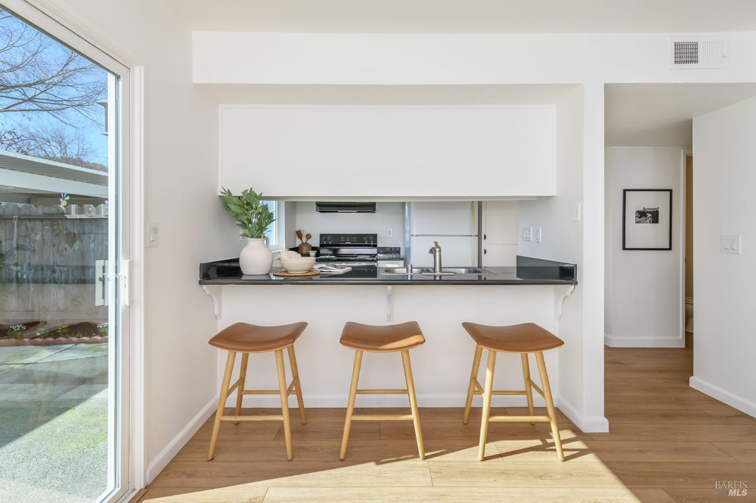 314 Capetown Court Novato, CA 94947 - Photo 8 of 23