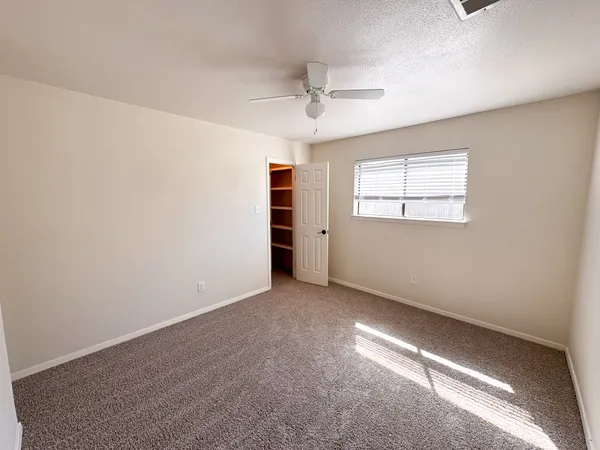 $2,100 | 505 Cambridge Drive, Round Rock, TX 78664