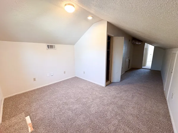 $2,100 | 505 Cambridge Drive, Round Rock, TX 78664