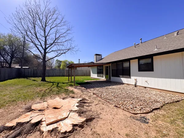 $2,100 | 505 Cambridge Drive, Round Rock, TX 78664