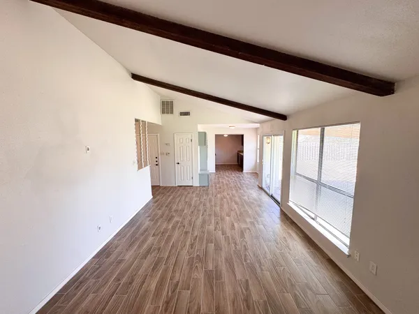 $2,100 | 505 Cambridge Drive, Round Rock, TX 78664