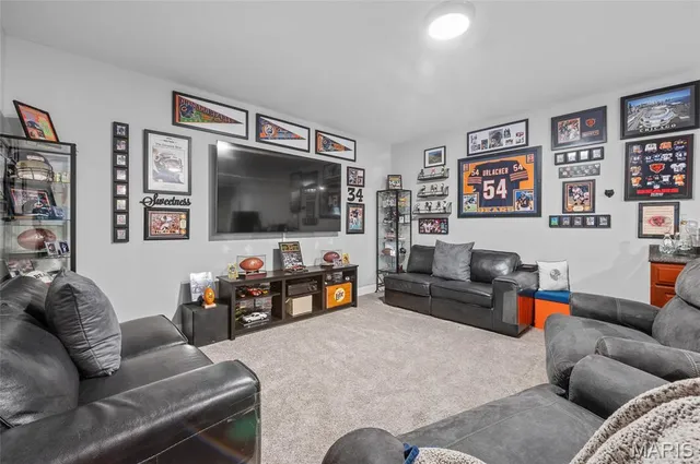 $449,900 | 1831 Crimson Oak Drive, Maryville, IL 62062