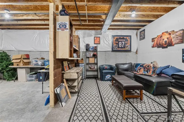 $449,900 | 1831 Crimson Oak Drive, Maryville, IL 62062