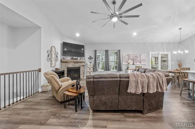 $449,900 | 1831 Crimson Oak Drive, Maryville, IL 62062