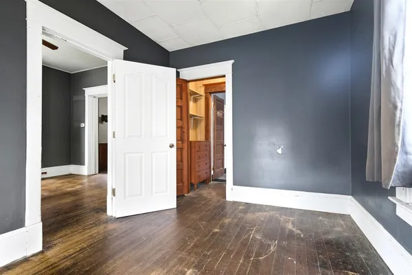 $123,079 | 603 West Oakland Avenue, Bloomington, IL 61701