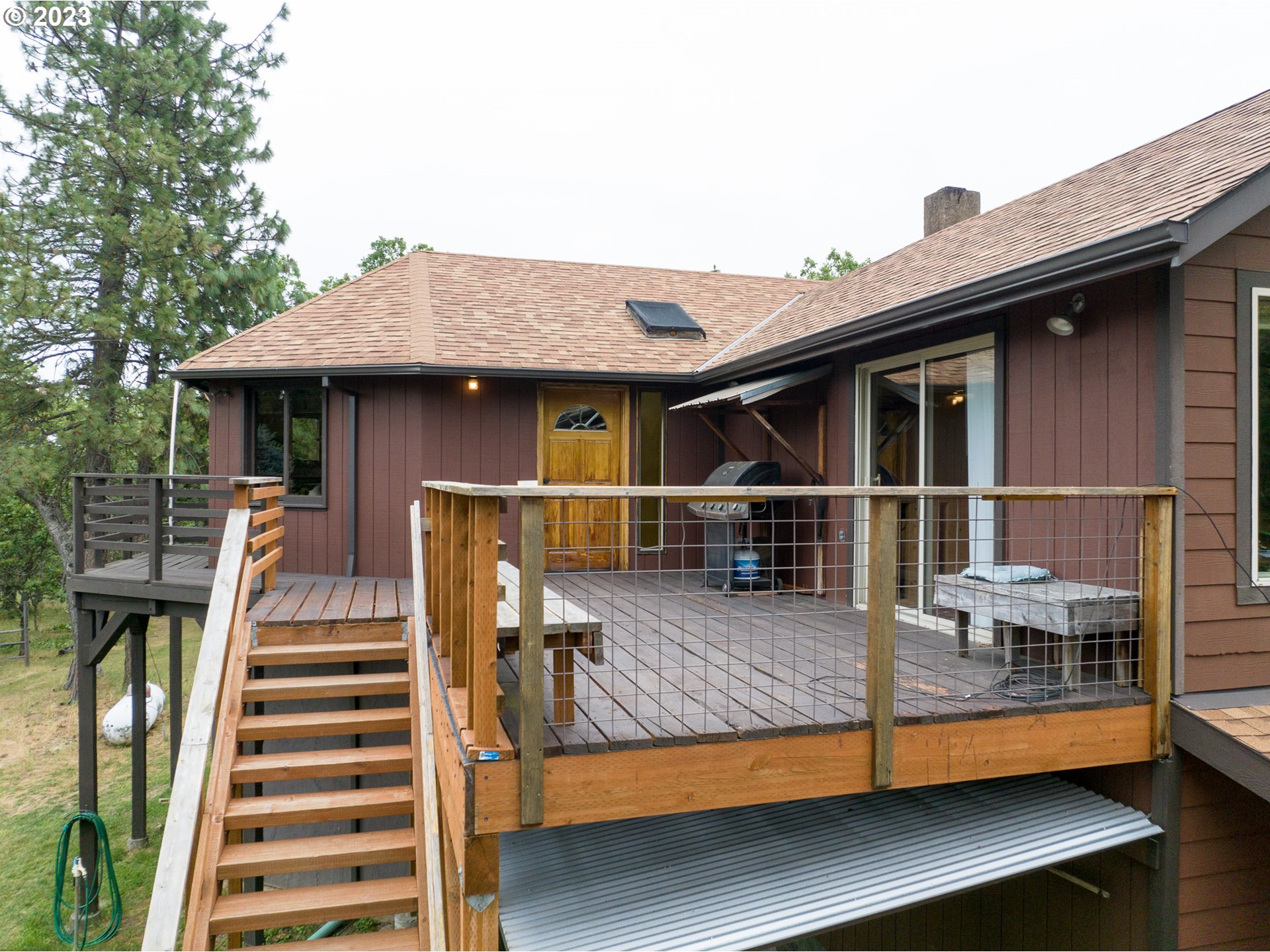 2050 Paradise Ridge Place Mosier, OR 97040 - Photo 6 of 35 Carport