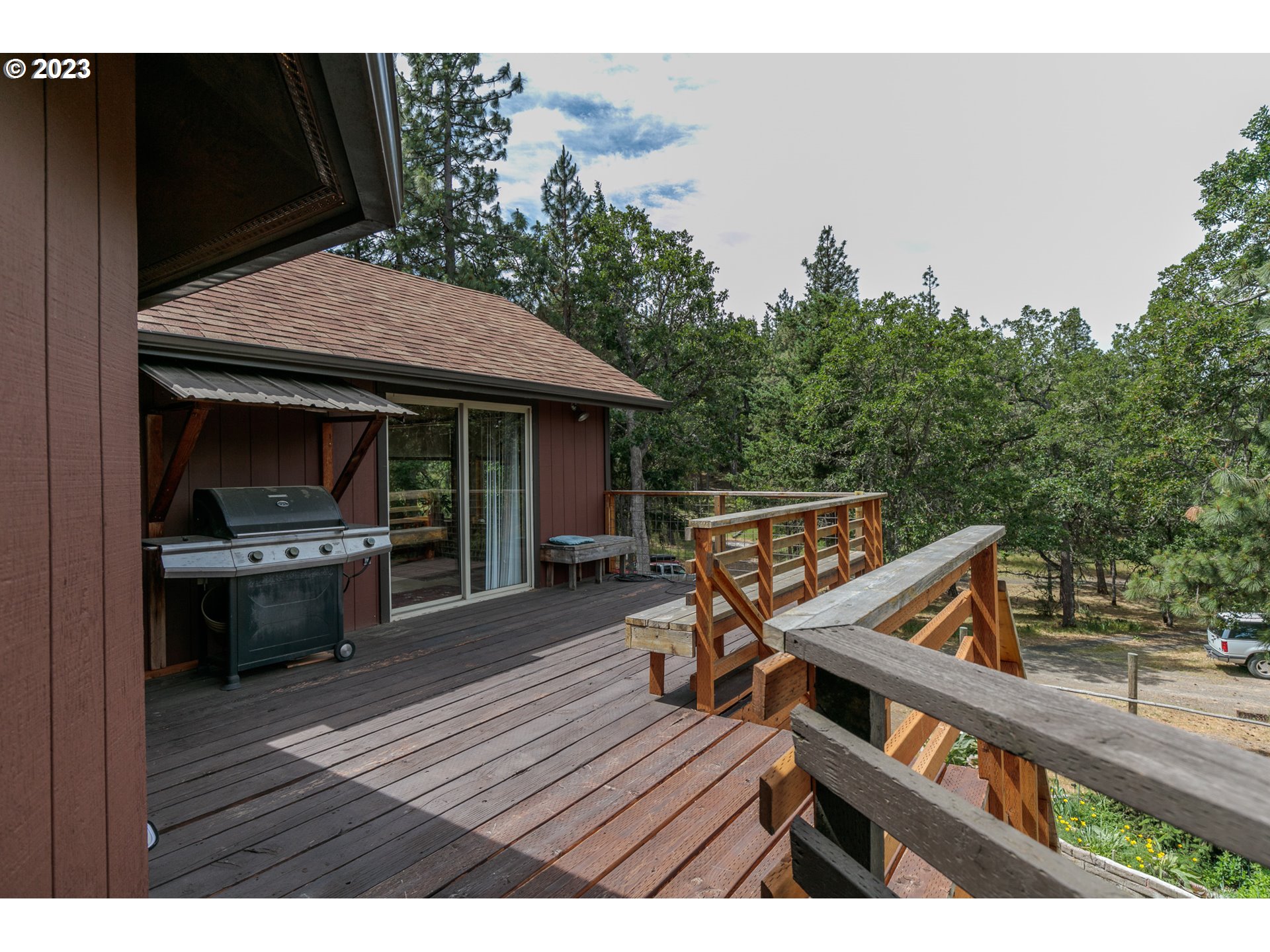 2050 Paradise Ridge Place Mosier, OR 97040 - Photo 8 of 35 Porch