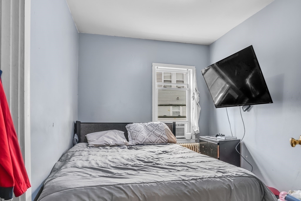 56 Silver Street Taunton, MA 02780 - Photo 18 of 32