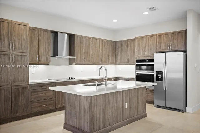 $950,000 | 5197 Julienne Road, Ave Maria, FL 34142