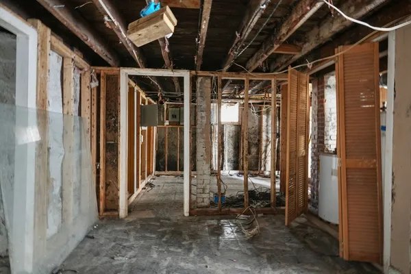 $250,000 | 213 Weetamoe Street, Fall River, MA 02720