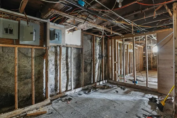 $250,000 | 213 Weetamoe Street, Fall River, MA 02720