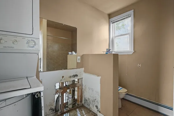 $250,000 | 213 Weetamoe Street, Fall River, MA 02720