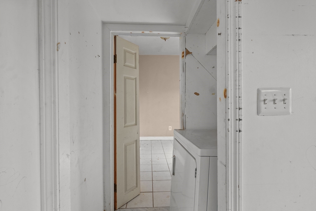 213 Weetamoe Street Fall River, MA 02720 - Photo 23 of 34 a bathroom with a shower