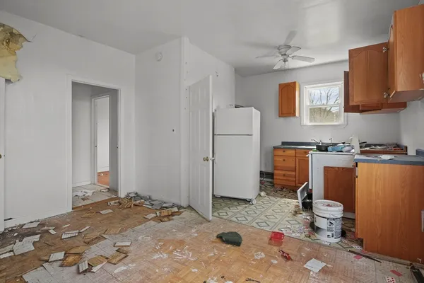 $250,000 | 213 Weetamoe Street, Fall River, MA 02720