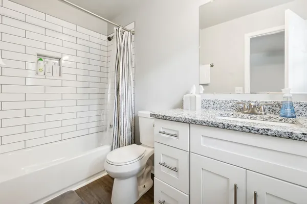 $2,650 | 226 Treutland Avenue, Nashville, TN 37207