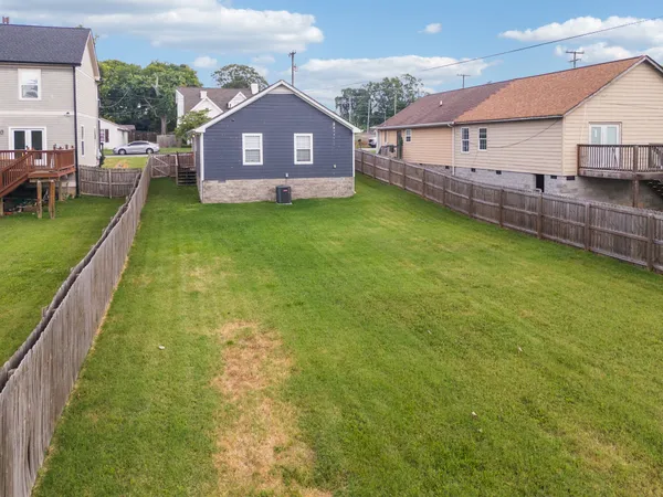 $2,650 | 226 Treutland Avenue, Nashville, TN 37207