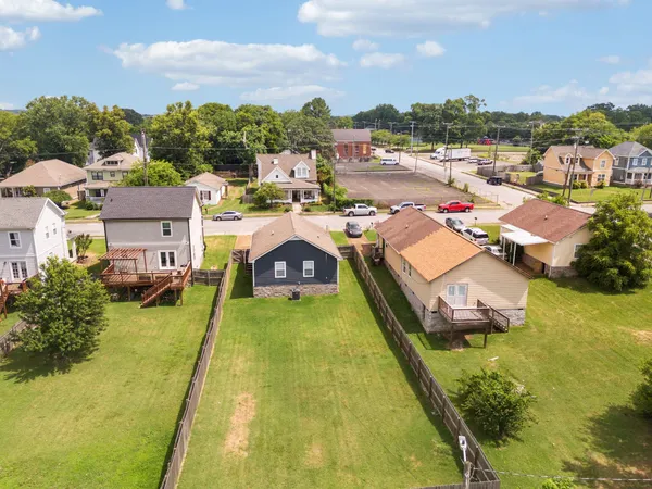 $2,650 | 226 Treutland Avenue, Nashville, TN 37207