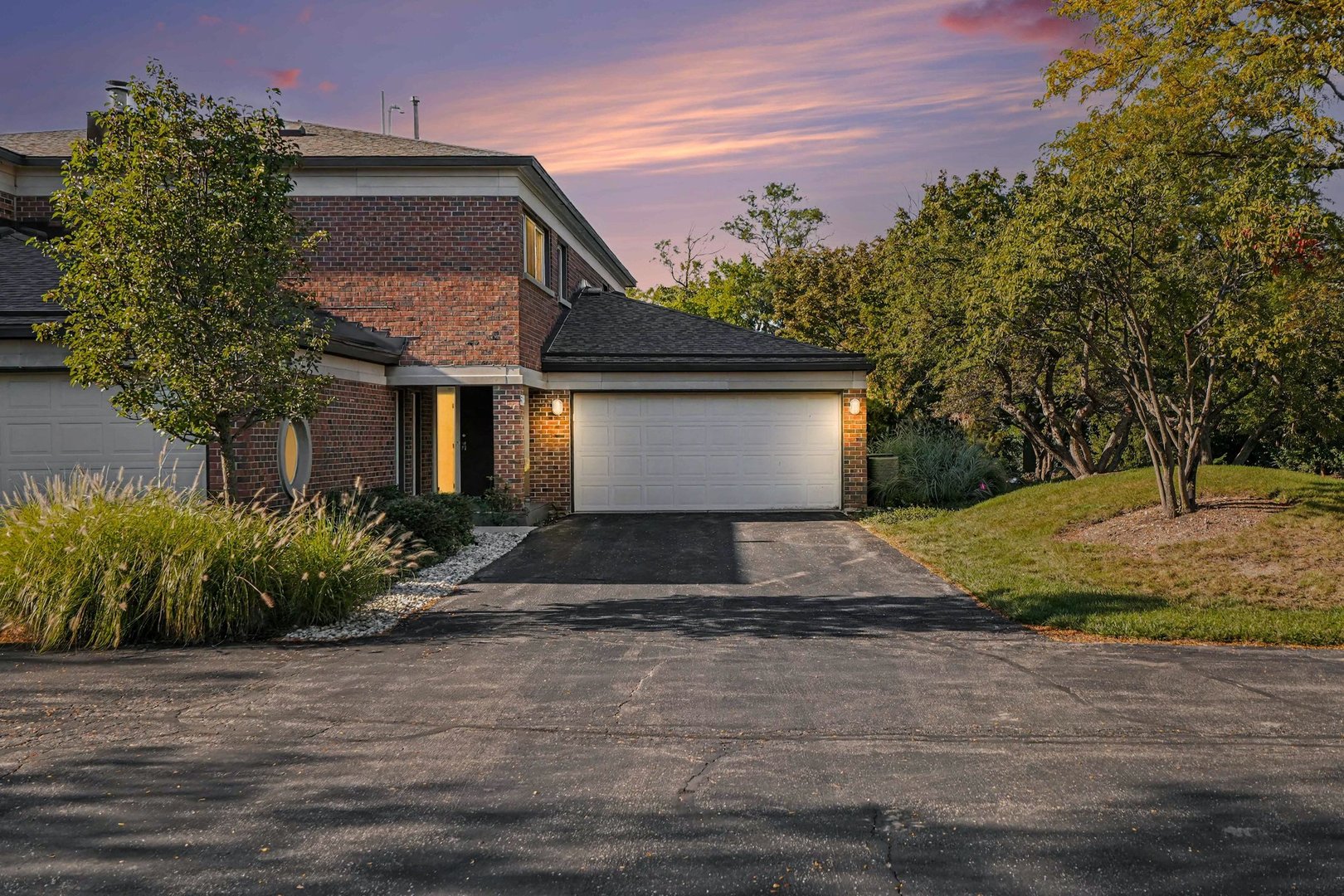 524 Milford Road Deerfield, IL 60015 - Photo 1 of 28 Gallery Image 1
