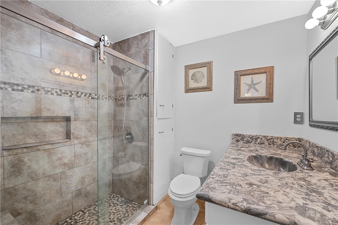 4506 Old Marlin Road Waco, TX 76705 - Photo 11 of 27