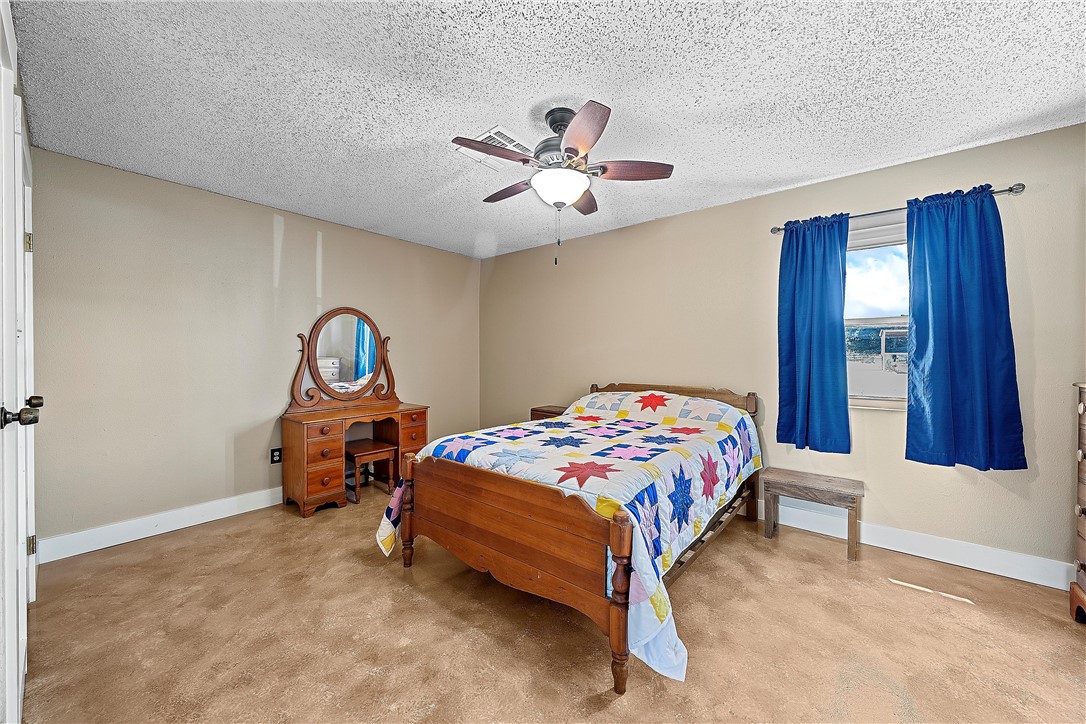 4506 Old Marlin Road Waco, TX 76705 - Photo 10 of 27