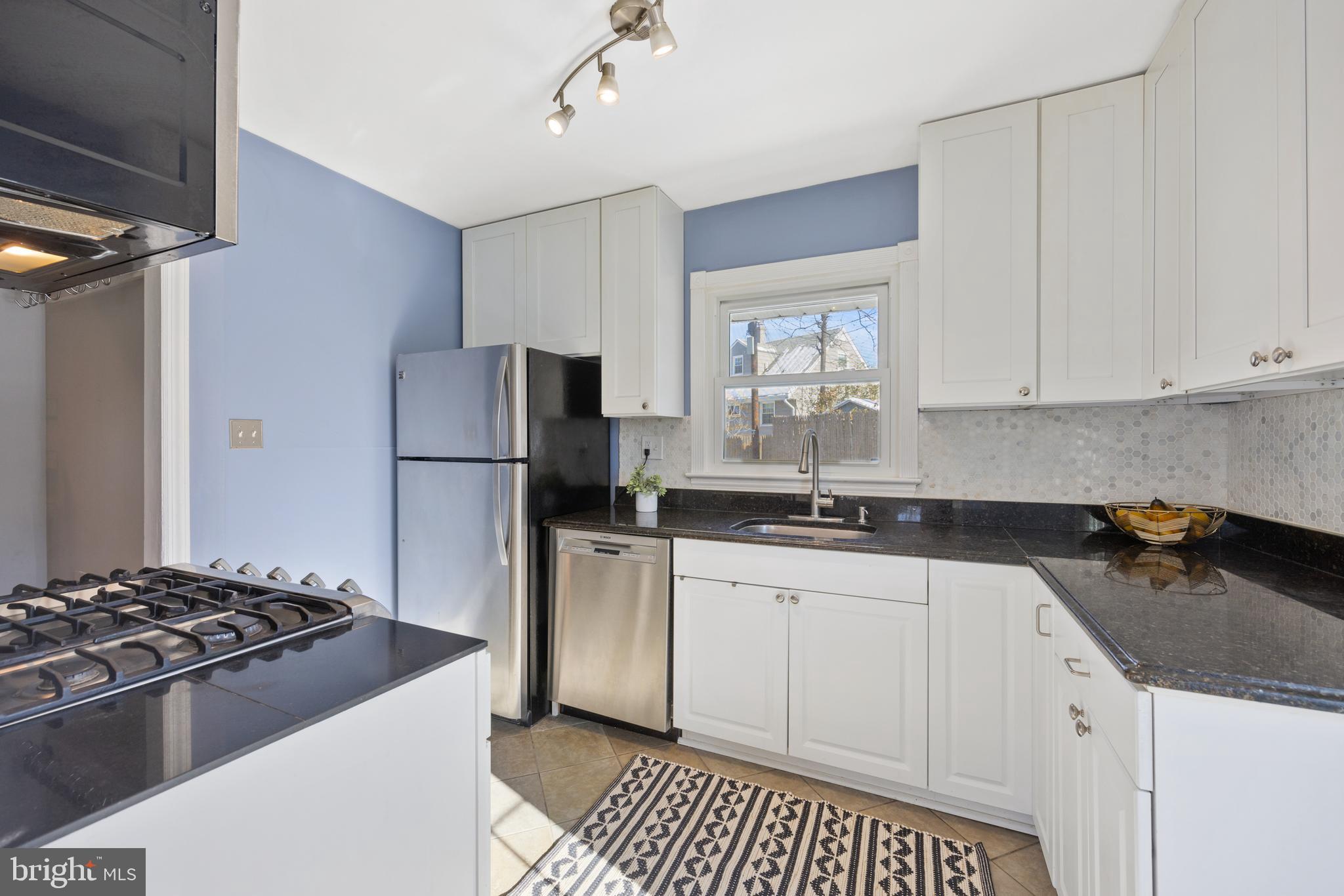 6727 Quander Road Alexandria, VA 22307 - Photo 18 of 39