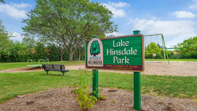 $1,950 | 6340 Americana Drive, Unit 1019, Willowbrook, IL 60527