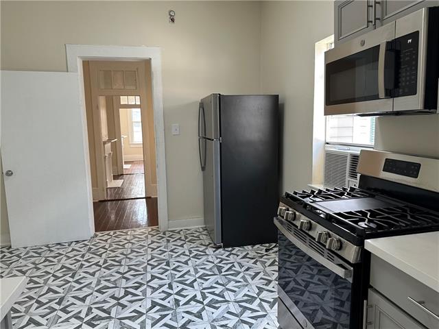 2427 Rousseau Street New Orleans, LA 70130 - Photo 11 of 16