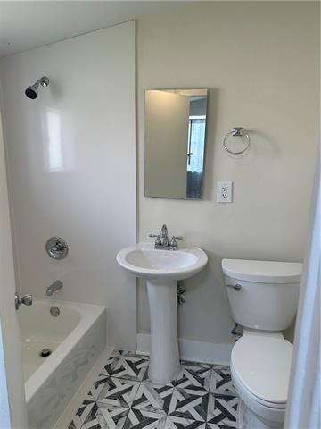 2427 Rousseau Street New Orleans, LA 70130 - Photo 12 of 16