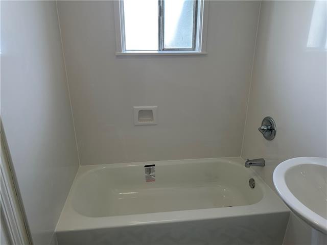 2427 Rousseau Street New Orleans, LA 70130 - Photo 13 of 16
