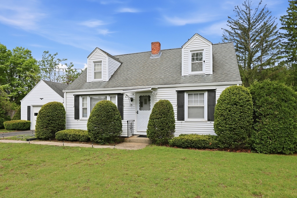 55 River Road Agawam, MA 01001 - Photo 3 of 26
