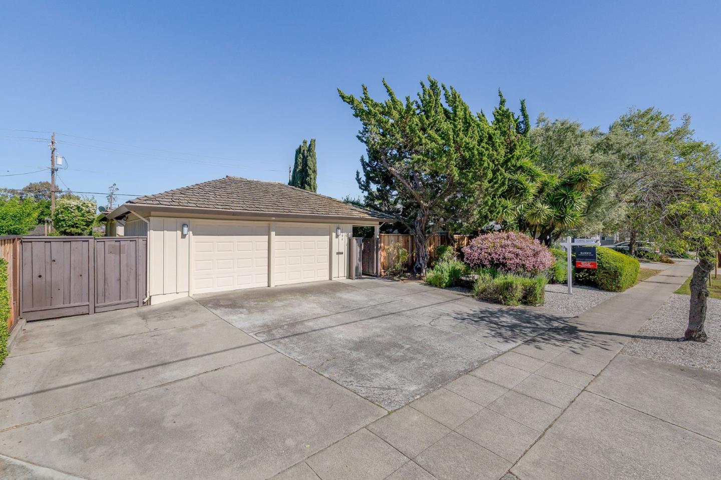 1194 Bubb Road Cupertino, CA 95014 - Photo 3 of 49 Gallery Image 3