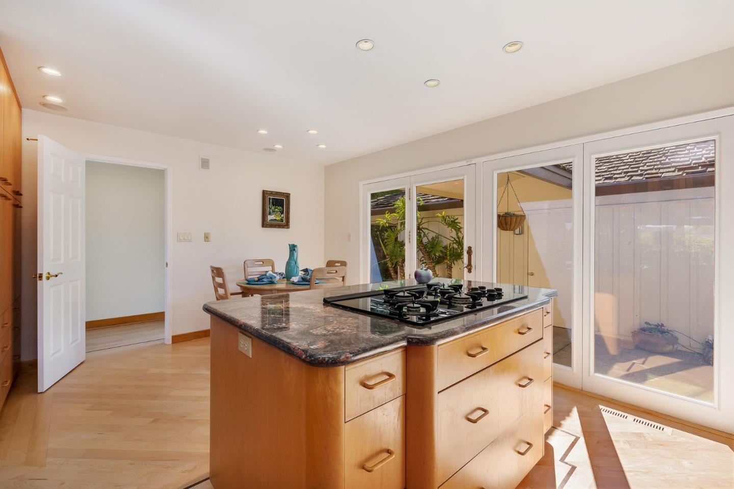 1194 Bubb Road Cupertino, CA 95014 - Photo 31 of 49 Gallery Image 31