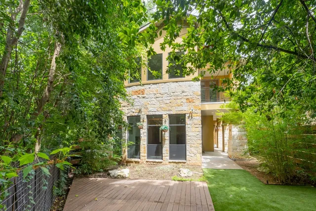 $699,000 | 2310 Thornton Road, Unit A, Austin, TX 78704