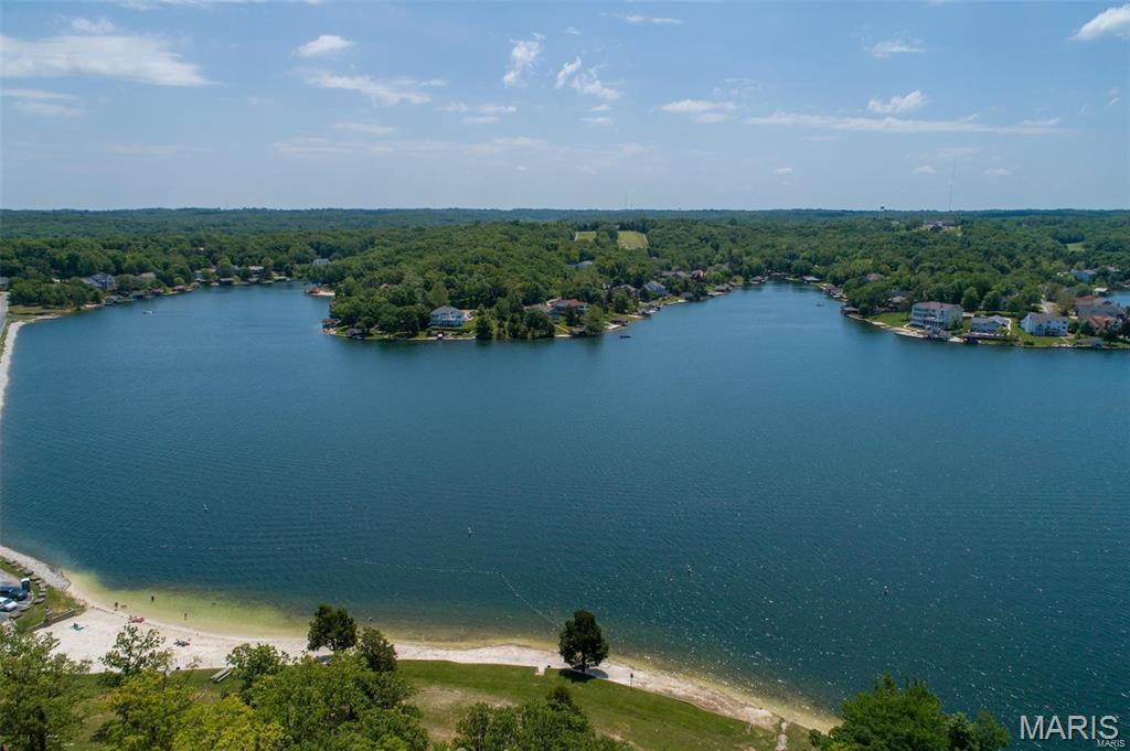 10155 Lake Ridge Drive Hillsboro, MO 63050 - Photo 4 of 17
