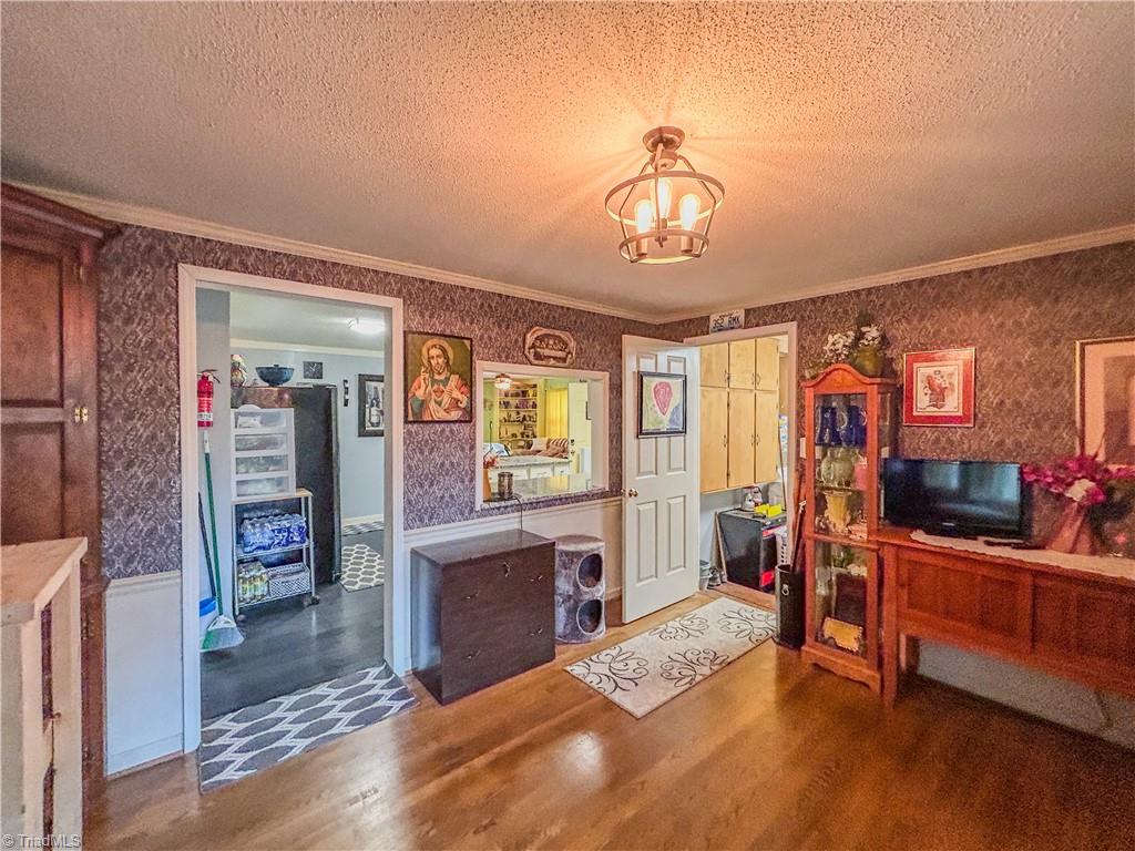 805 Spring Street Reidsville, NC 27320 - Photo 9 of 23 Gallery Image 9