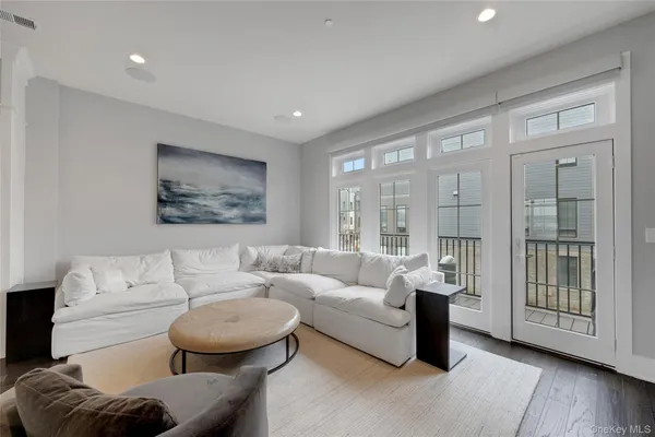 $1,950,000 | 203 Palisades Boulevard, Sleepy Hollow, NY 10591