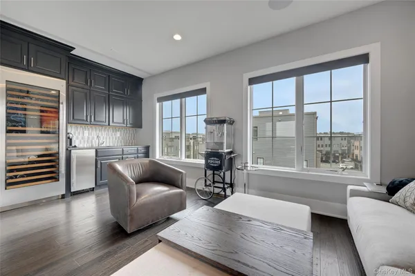 $1,950,000 | 203 Palisades Boulevard, Sleepy Hollow, NY 10591