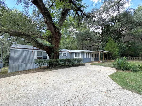 $129,000 | 403 North Pitzer Street, Colmesneil, TX 75938