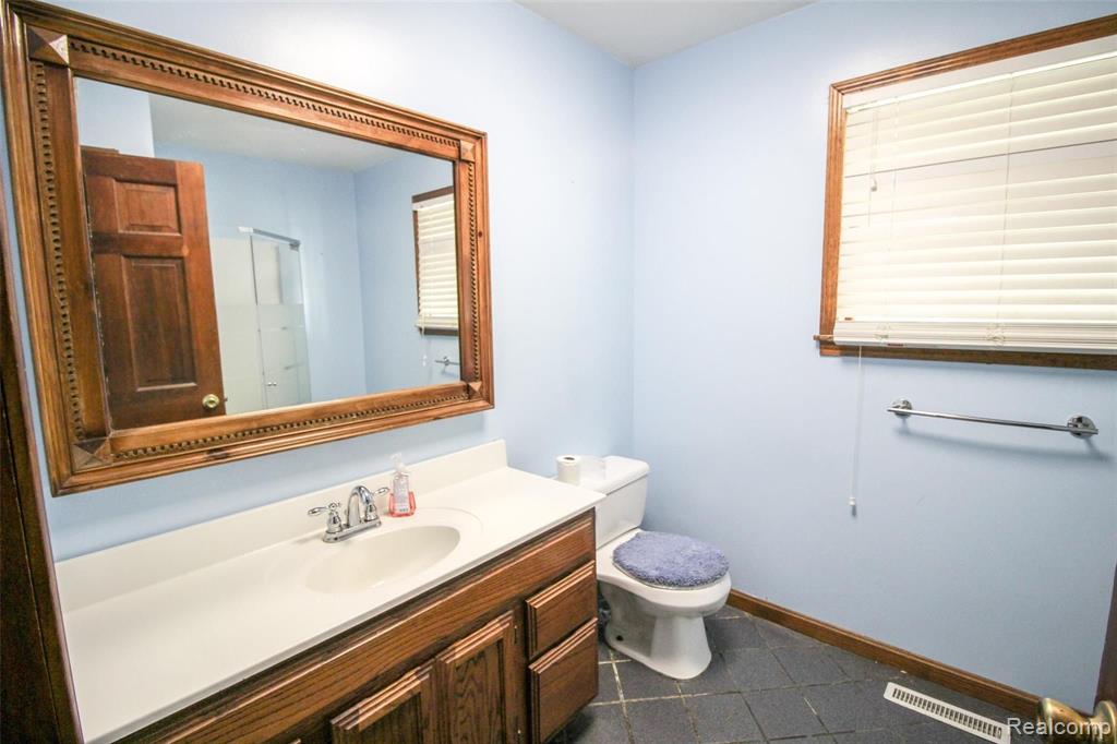 17099 Frandsche Road Chesaning, MI 48616 - Photo 20 of 51