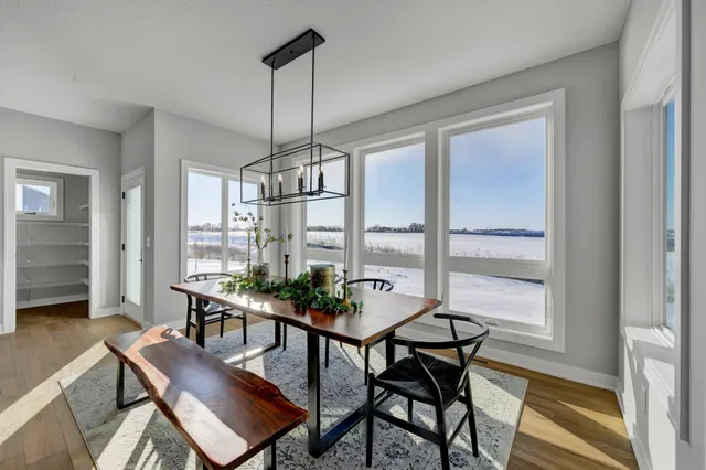 $799,900 | 18237 Glacier Way, Lakeville, MN 55044